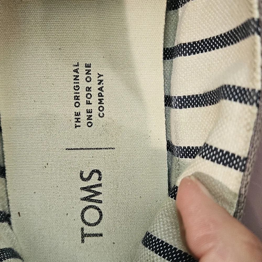 TOMS Alpargata Morning Dove Heritage Canvas Shoes. Size 10